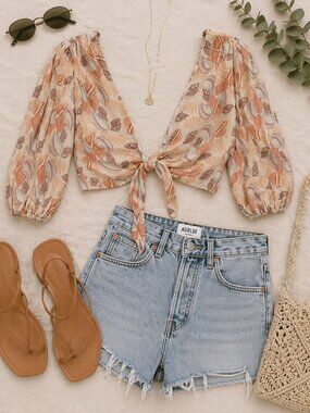 Urban Outfitters Seashell Crop Top Womens Extra Small Cottagecore Beach Coastal